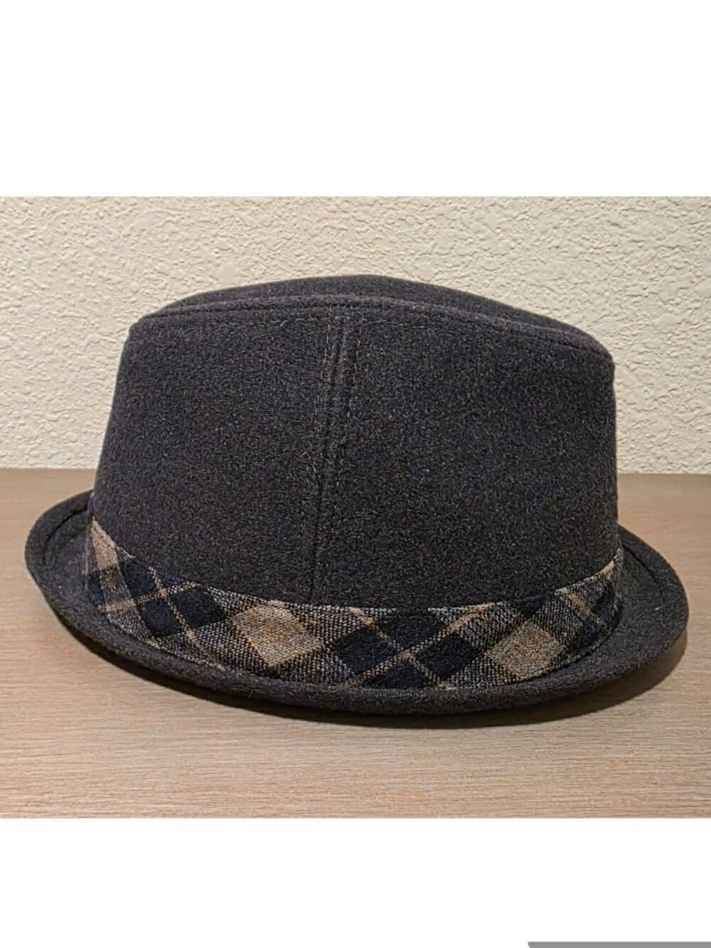 Fedora - Picture 2 of 11